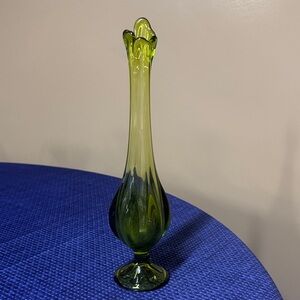 Viking Epic Avocado Green 6 Petal Swung Glass Pedestal Vase 10" tall
